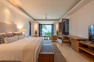 Luxury Villa Photo #19