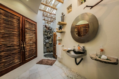 Luxury Villa Photo #36