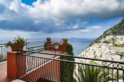 Luxury Villa Photo #15