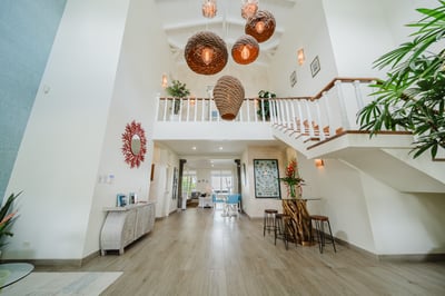 Luxury Villa Photo #19