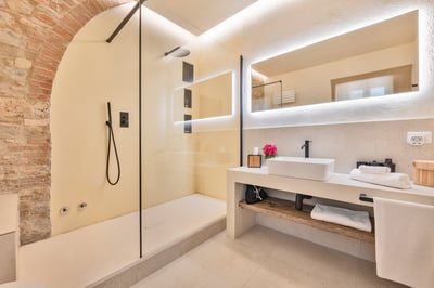 Luxury Villa Photo #39