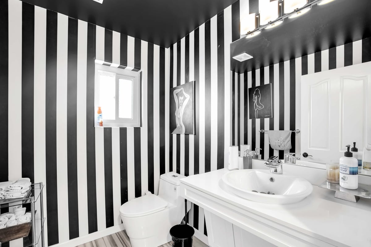 The Artist’s Summit