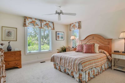 Luxury Villa Photo #18