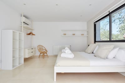 Luxury Villa Photo #29
