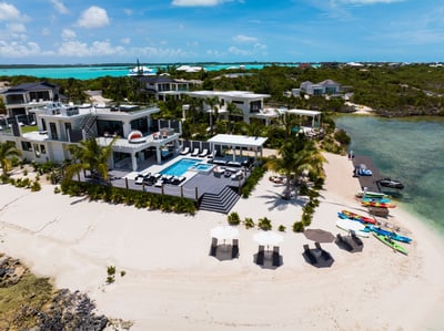 Luxury Villa Photo #2