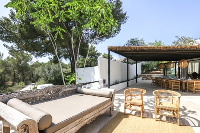 Luxury Villa Photo #11