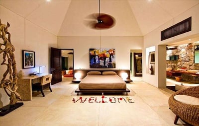 Luxury Villa Photo #14