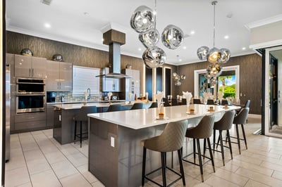 Luxury Villa Photo #13