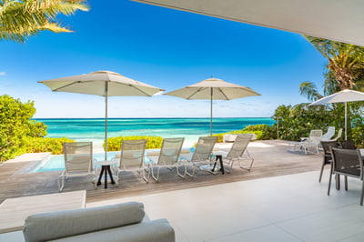 Luxury Villa Photo #4