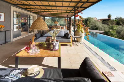 Luxury Villa Photo #13