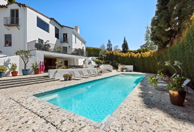 Luxury Villa Photo #13