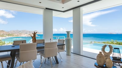 Luxury Villa Photo #18