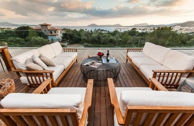 Luxury Villa Photo #6