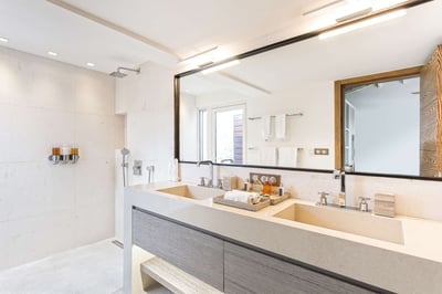 Luxury Villa Photo #42