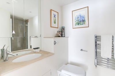 Luxury Villa Photo #13