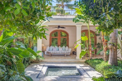 Luxury Villa Photo #14