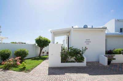 Luxury Villa Photo #5