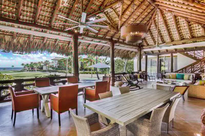 Luxury Villa Photo #11