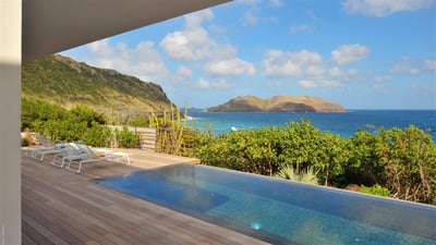 Luxury Villa Photo #2