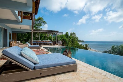 Luxury Villa Photo #4