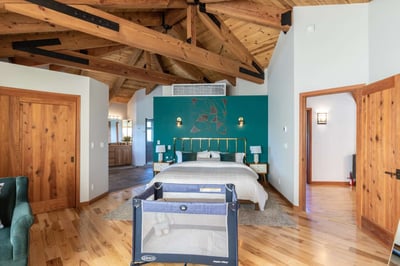 Luxury Villa Photo #48