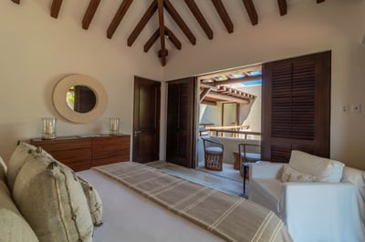 Luxury Villa Photo #53
