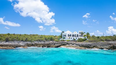 Luxury Villa Photo #50