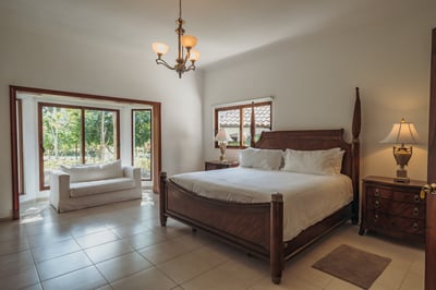 Luxury Villa Photo #27