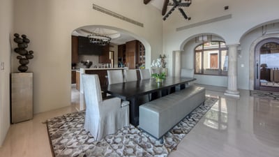 Luxury Villa Photo #29