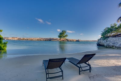 Luxury Villa Photo #7