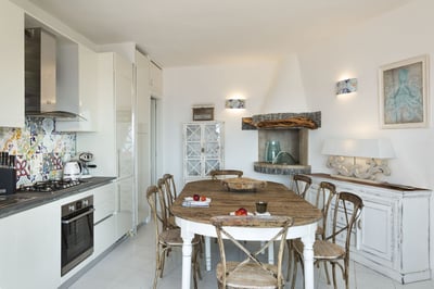 Luxury Villa Photo #50