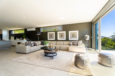 Luxury Villa Photo #18