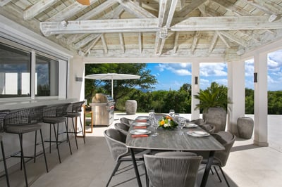 Luxury Villa Photo #17