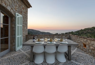 Luxury Villa Photo #5