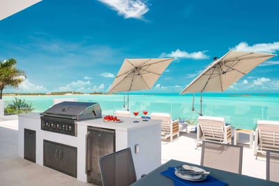 Luxury Villa Photo #15