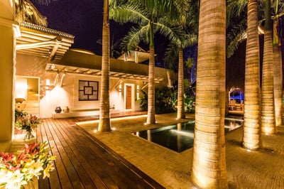 Luxury Villa Photo #15