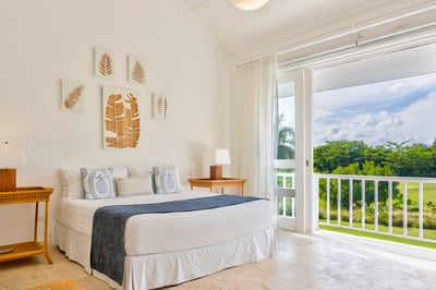 Luxury Villa Photo #38