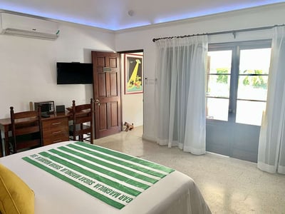Luxury Villa Photo #13