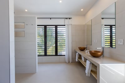 Luxury Villa Photo #45