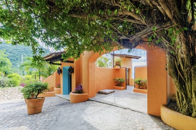 Luxury Villa Photo #13