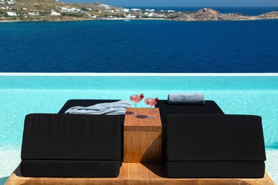 Luxury Villa Photo #6