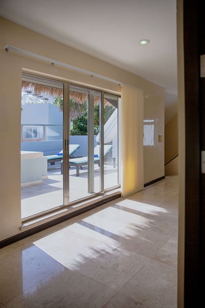 Luxury Villa Photo #10