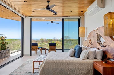 Main House Primary Suite – 3rd Floor