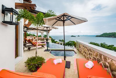 Luxury Villa Photo #2