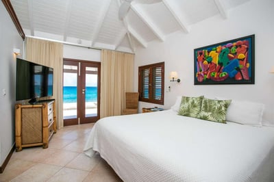 Luxury Villa Photo #26