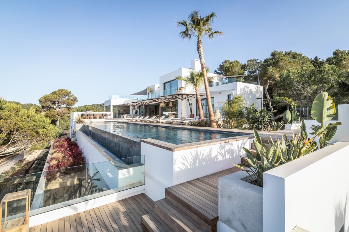 Santa Eulaila,Villa Nereo
