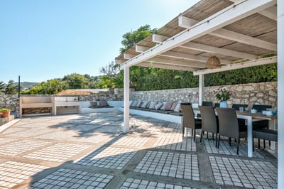 Luxury Villa Photo #31