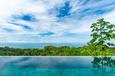 Luxury Villa Photo #6