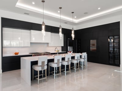 Luxury Villa Photo #18