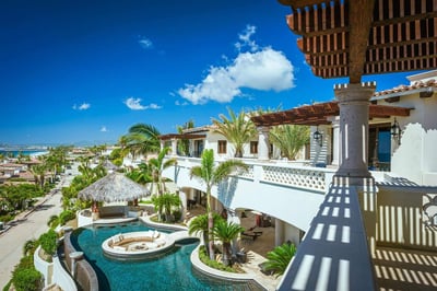 Luxury Villa Photo #2